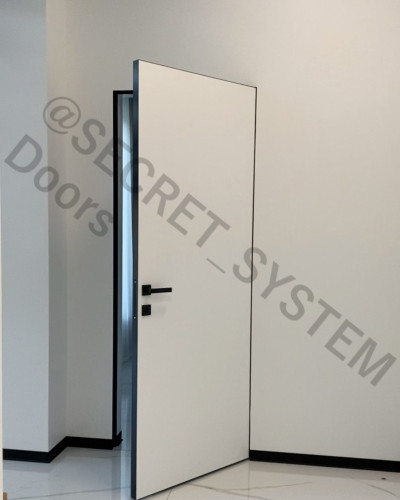 Двері прихованого монтажу із алюмінієвим торцем чорного кольору